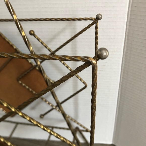 Vintage MCM Magazine Rack - Picture 6 of 13